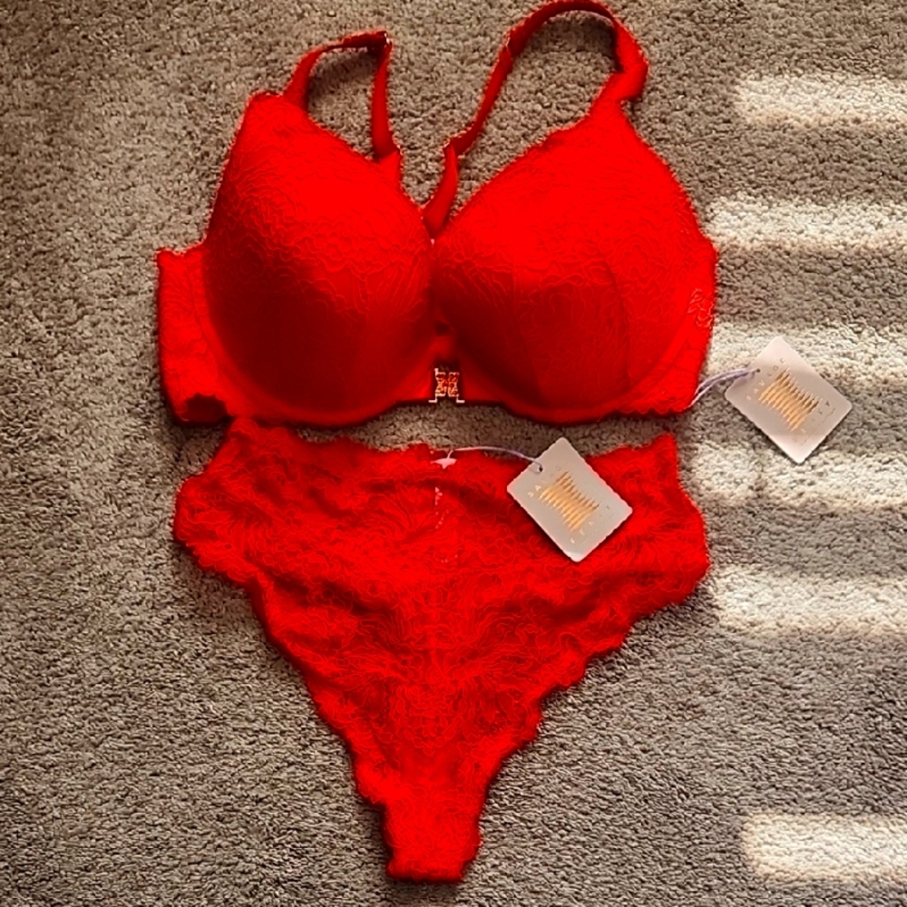 Savage Fenty Red Lace Women's Intimate Push Up Bra High Waisted Panty Set